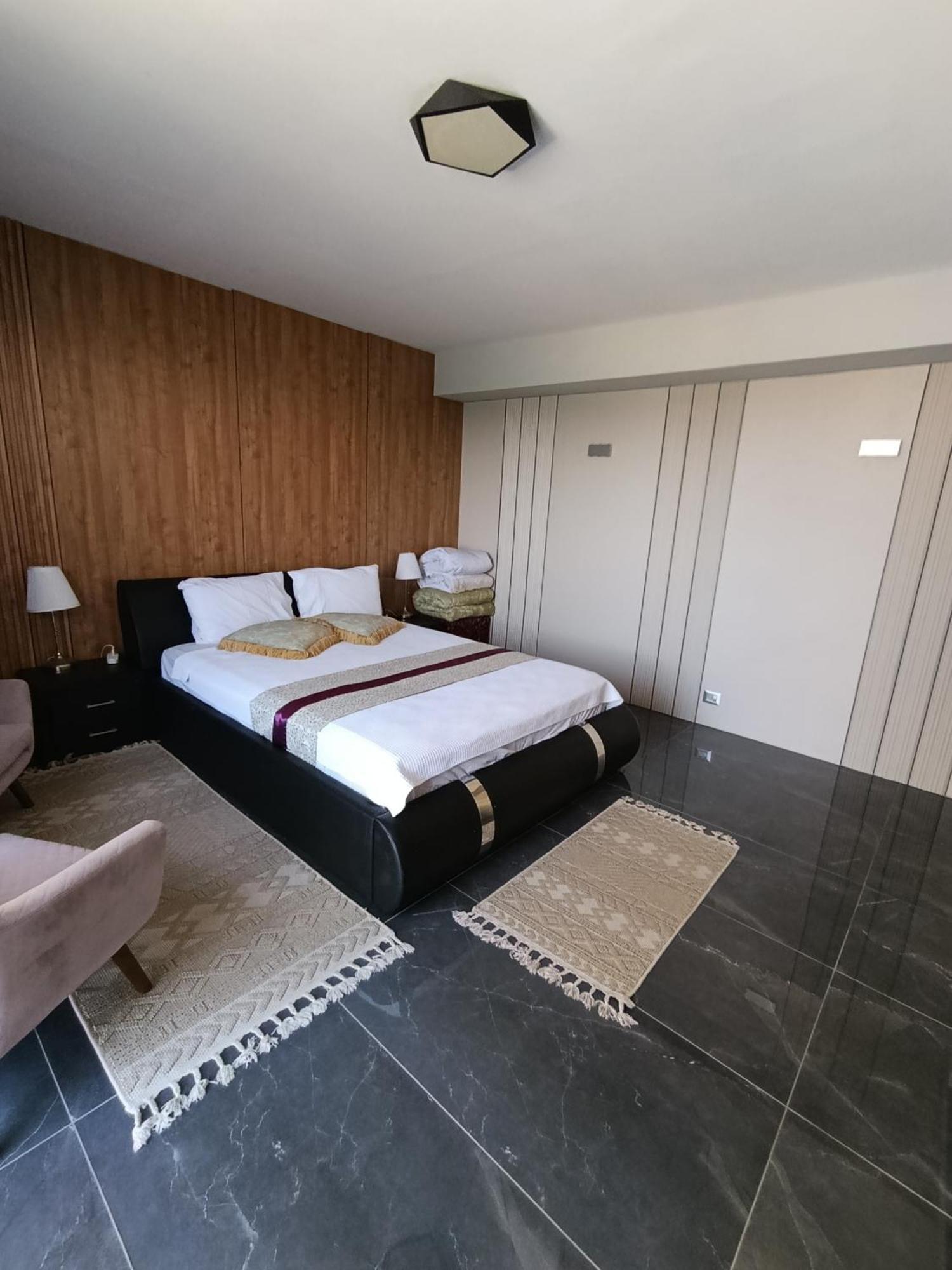 Penthouse Apartment On The Beach 바트얌 외부 사진
