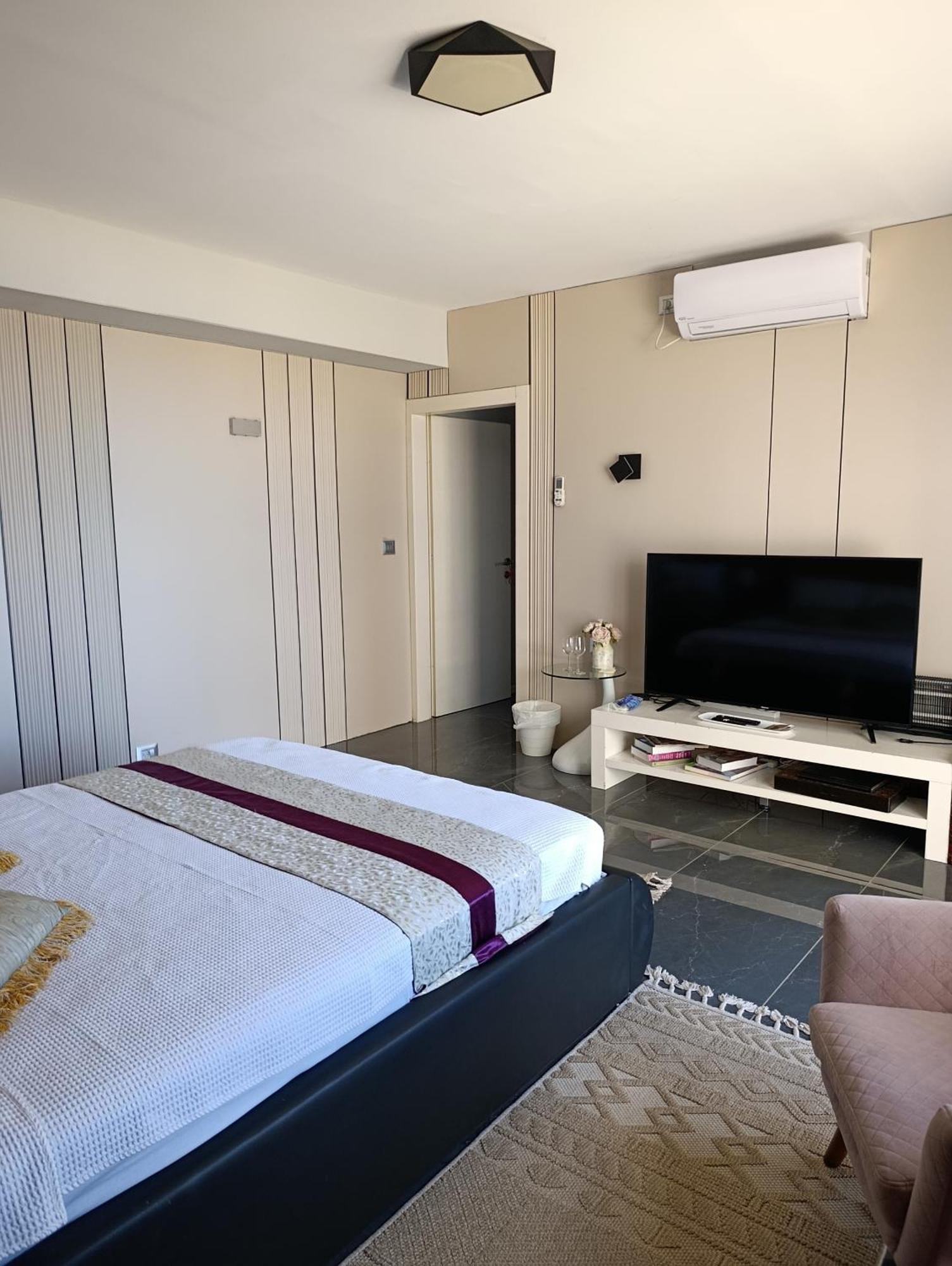 Penthouse Apartment On The Beach 바트얌 객실 사진