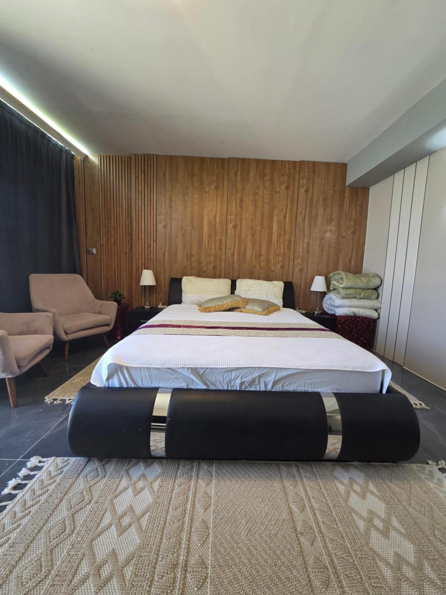 Penthouse Apartment On The Beach 바트얌 객실 사진