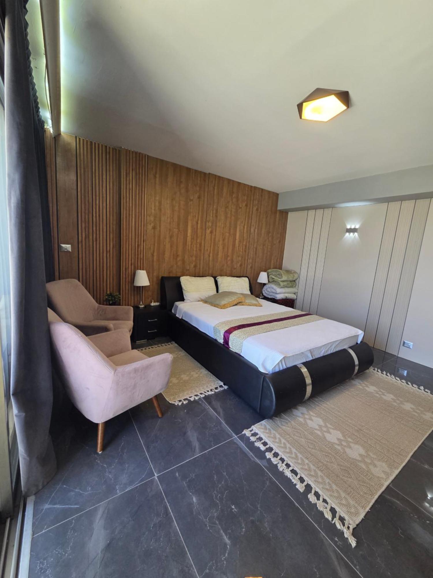 Penthouse Apartment On The Beach 바트얌 객실 사진