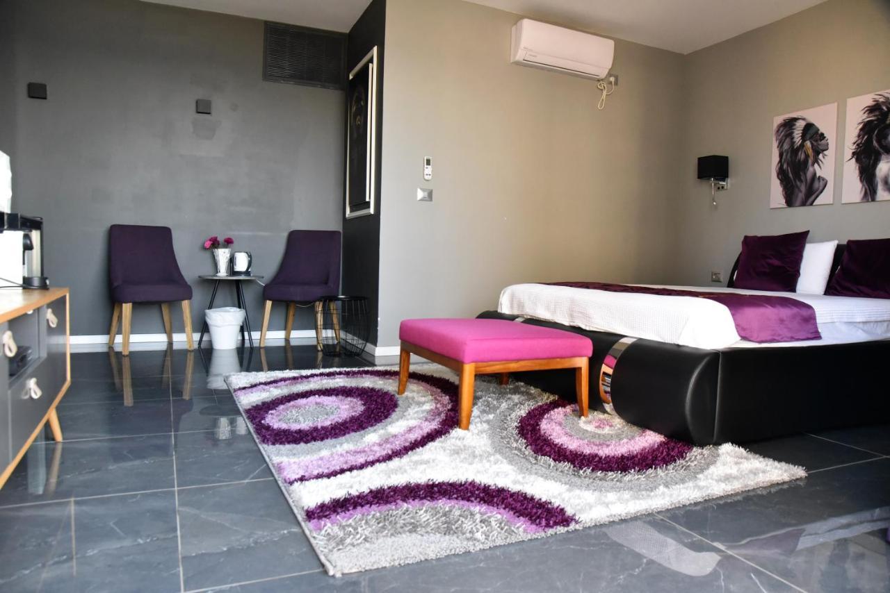 Penthouse Apartment On The Beach 바트얌 외부 사진